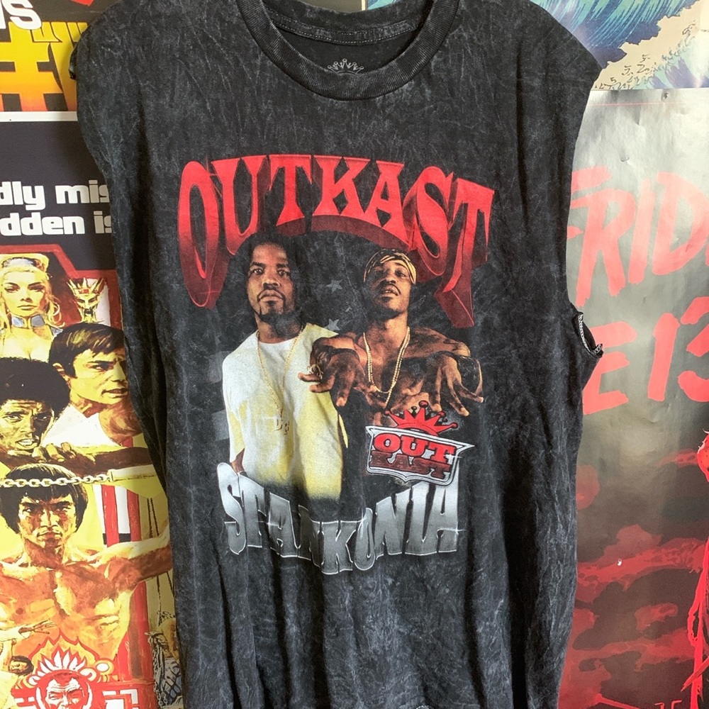 OutKast Vintage sleeveless tee